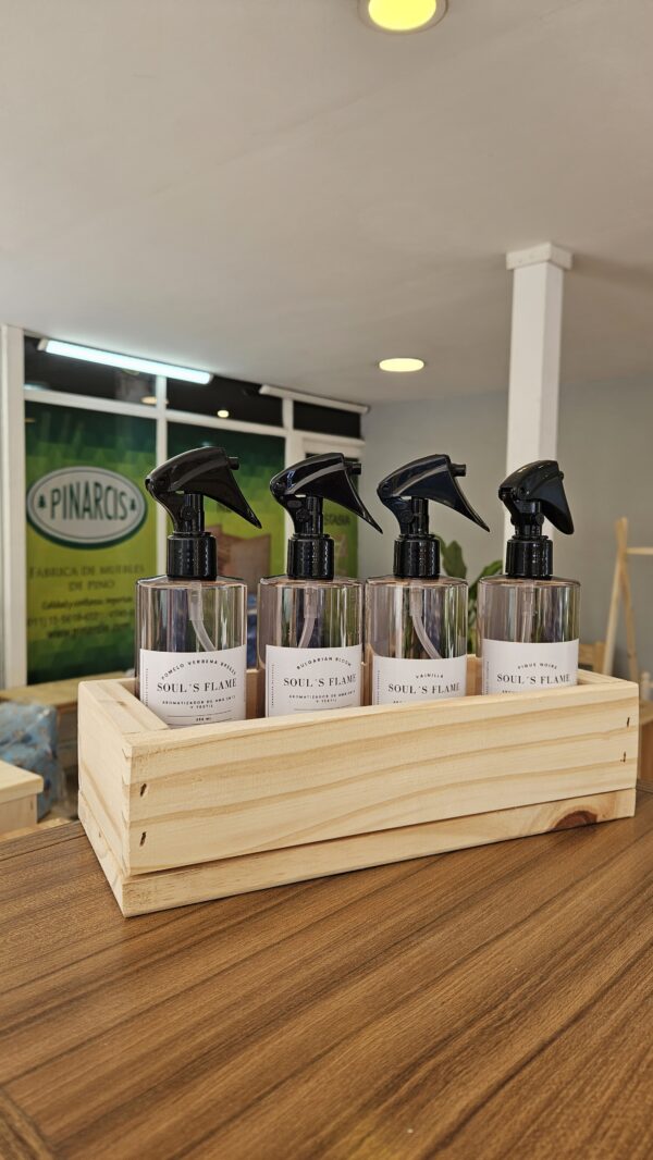 Caja de madera para souvenir maciza
